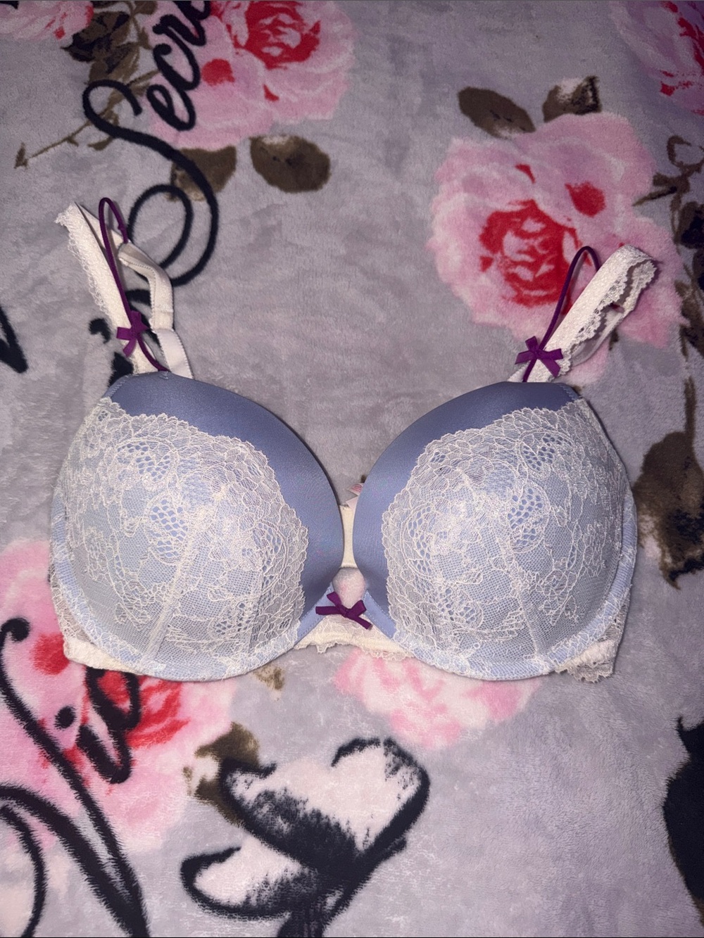 Victoria's Secret Lavender and White Lace Push-Up Bra